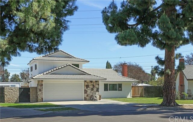 Property Photo: 12752 Firebrand Circle CA 92840