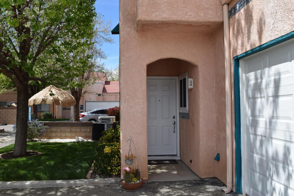 Property Photo:  2320 E Avenue Q4 Unit 65  CA 93550 