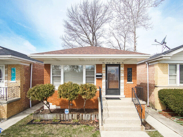 Property Photo: 12432 Wallace Street IL 60628