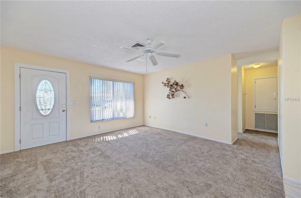 Property Photo:  426 Circlewood Drive H-8  FL 34293 