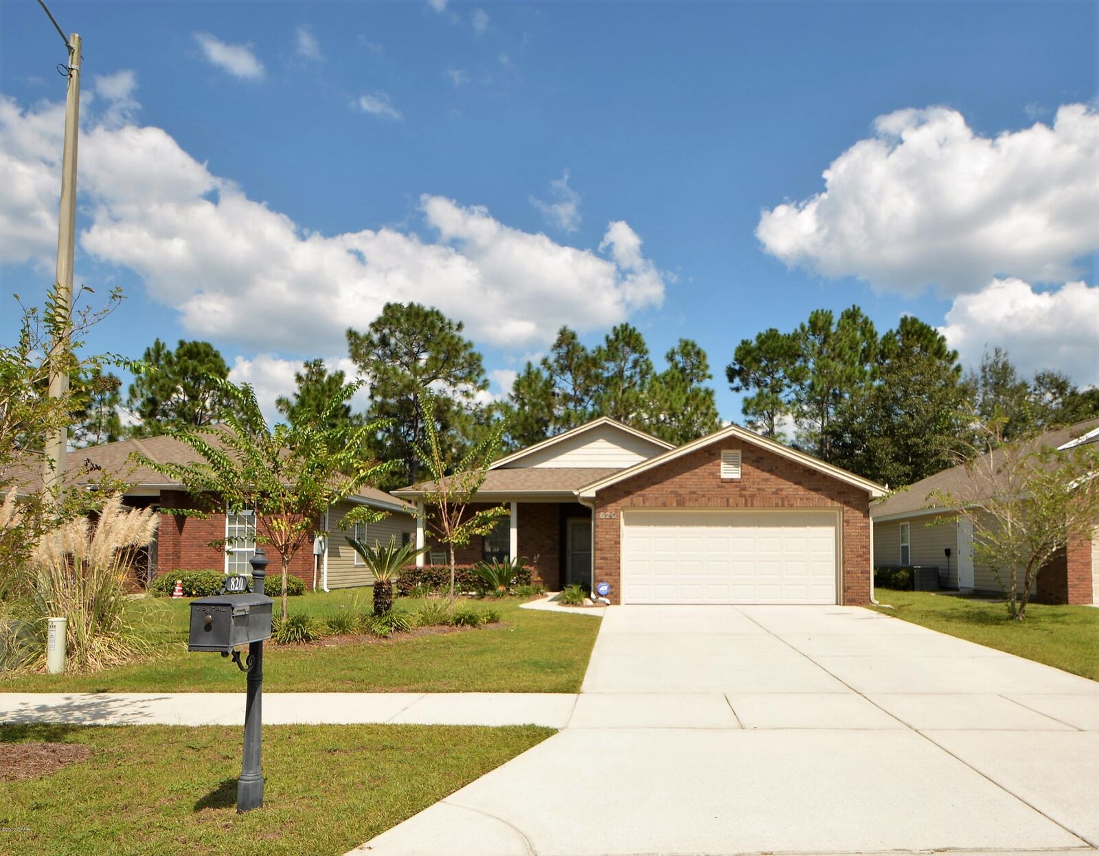 Property Photo:  820 E 24th Street  FL 32444 