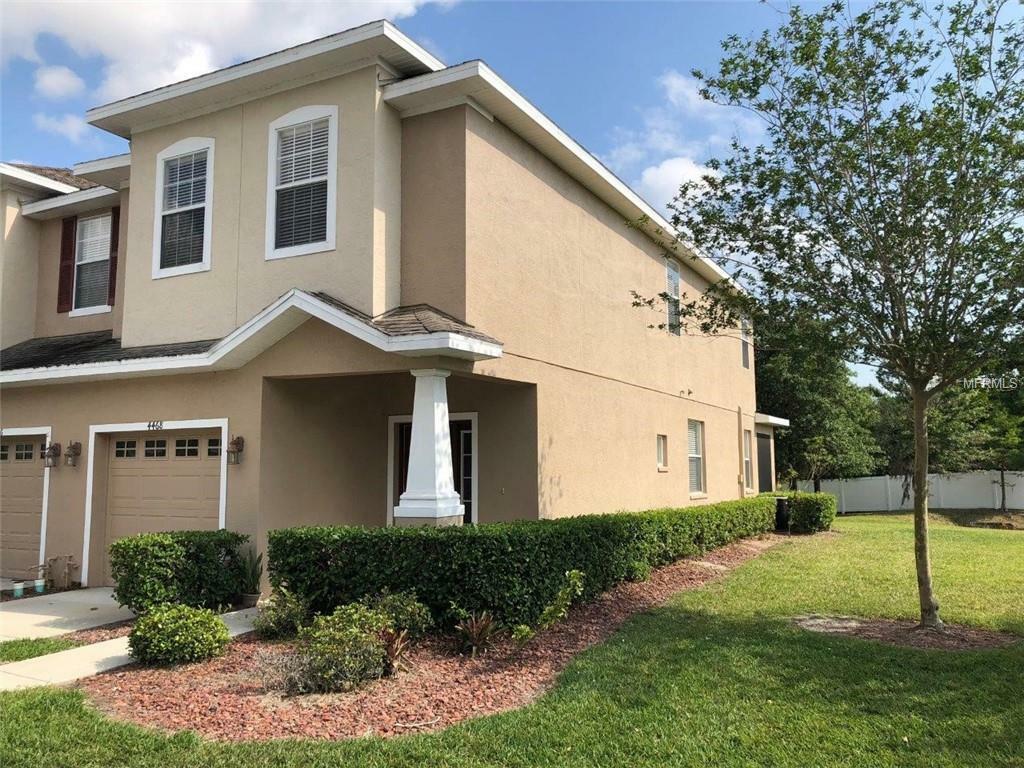 Property Photo: 4468 Amberly Oaks Court FL 33614