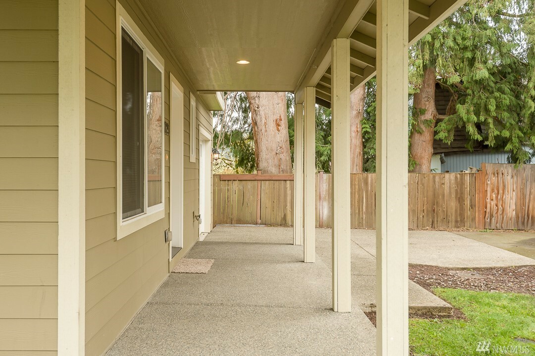 Property Photo:  1729 Langdon St  WA 98390 