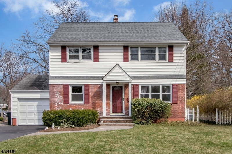 Property Photo: 81 Pershing Ave NJ 07450