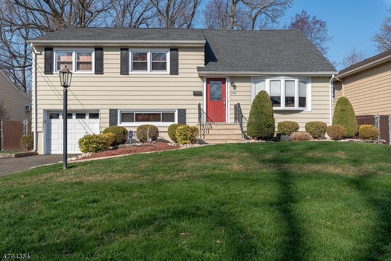 Property Photo:  190 Lelak Ave  NJ 07081 