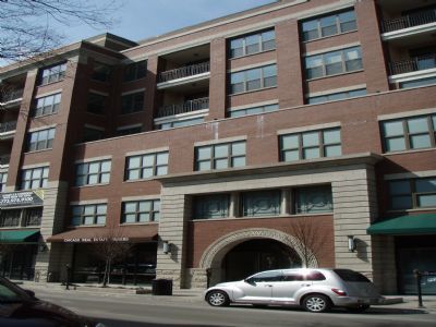 Property Photo: 3140 Sheffield Avenue 604 IL 60657