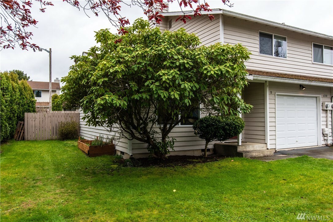 Property Photo:  6310 Cady Rd B  WA 98203 