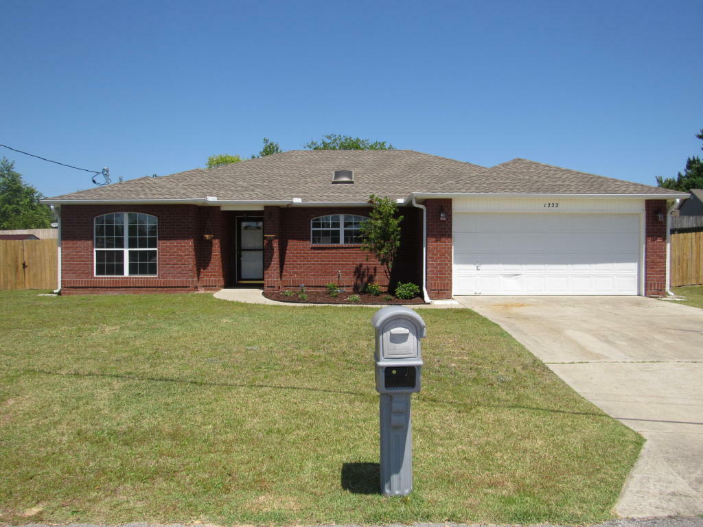 Property Photo:  1222 Northview Drive  FL 32536 