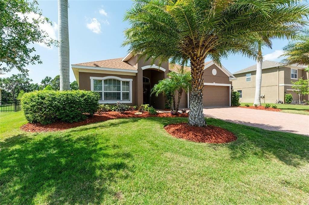 Property Photo: 5415 74th Place E FL 34222