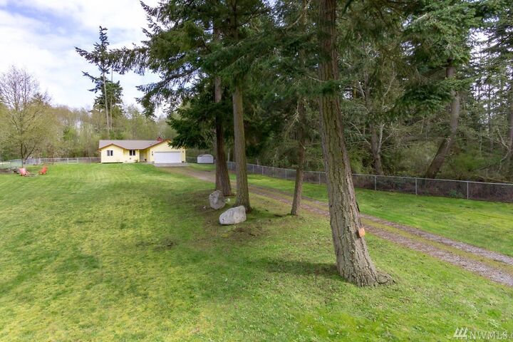 Property Photo:  4730 Park Acres Dr  WA 98277 