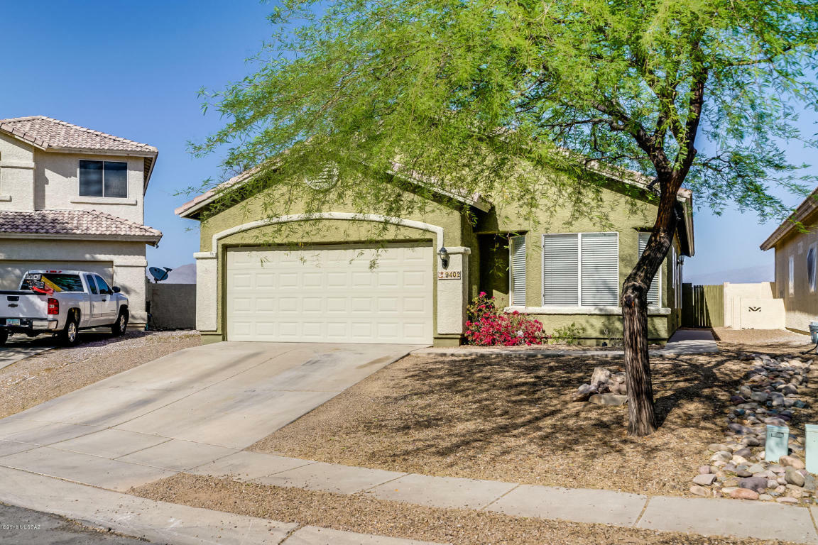 Property Photo:  9402 N Scarlet Canyon Drive  AZ 85743 