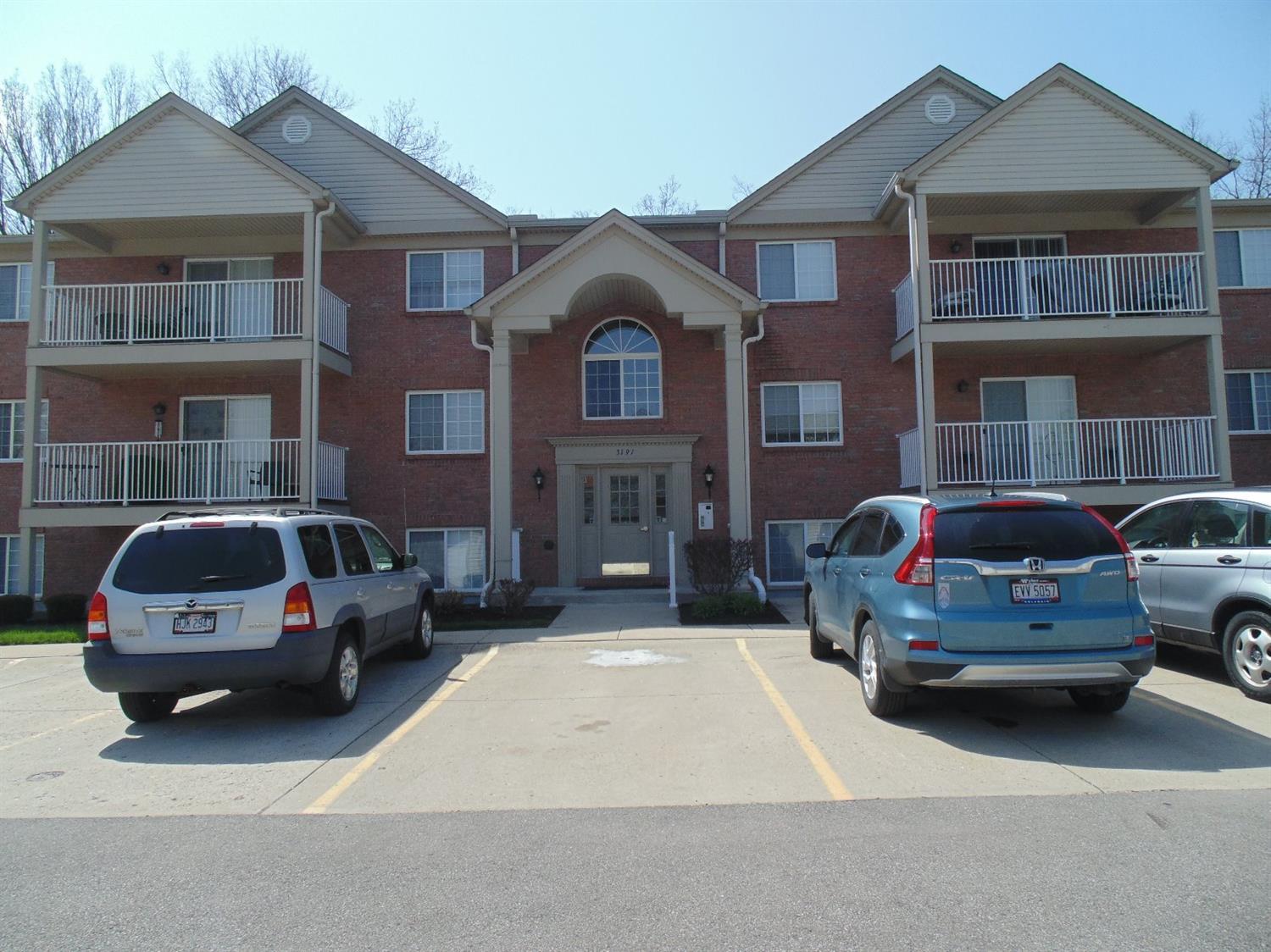 Property Photo: 3191 Preserve Lane 3C OH 45239