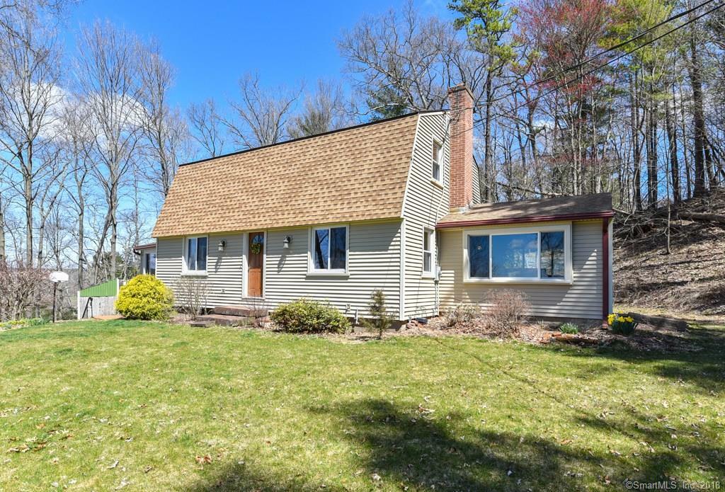Property Photo: 164 Nod Way CT 06001