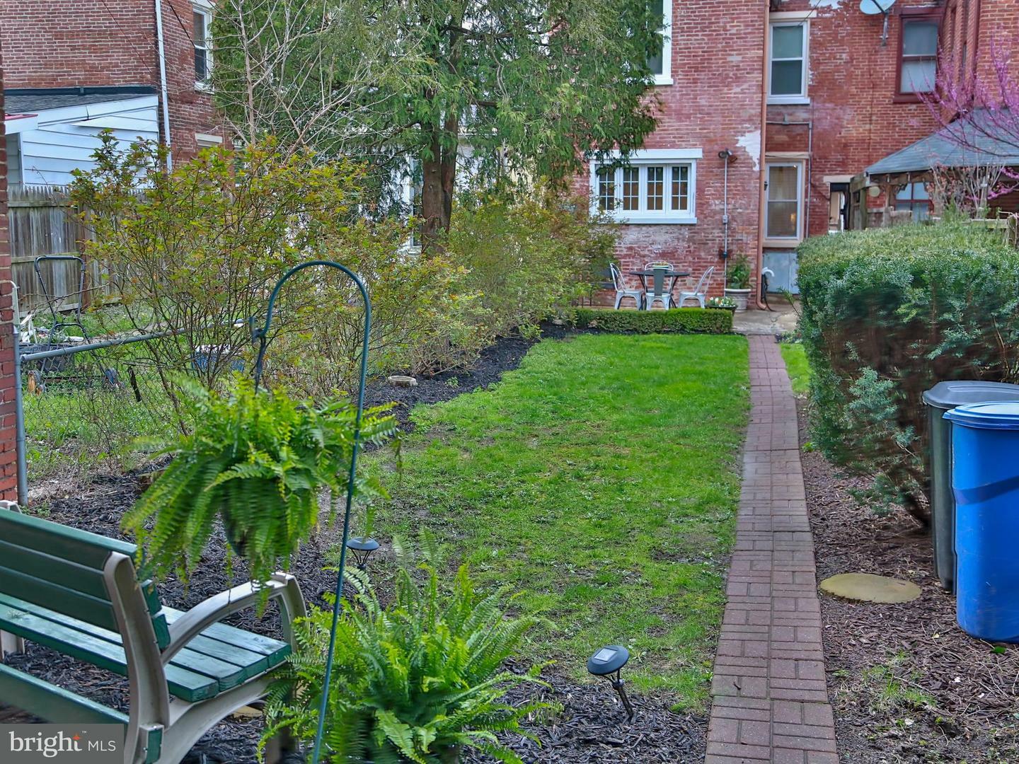 Property Photo:  518 W Lemon Street  PA 17603 