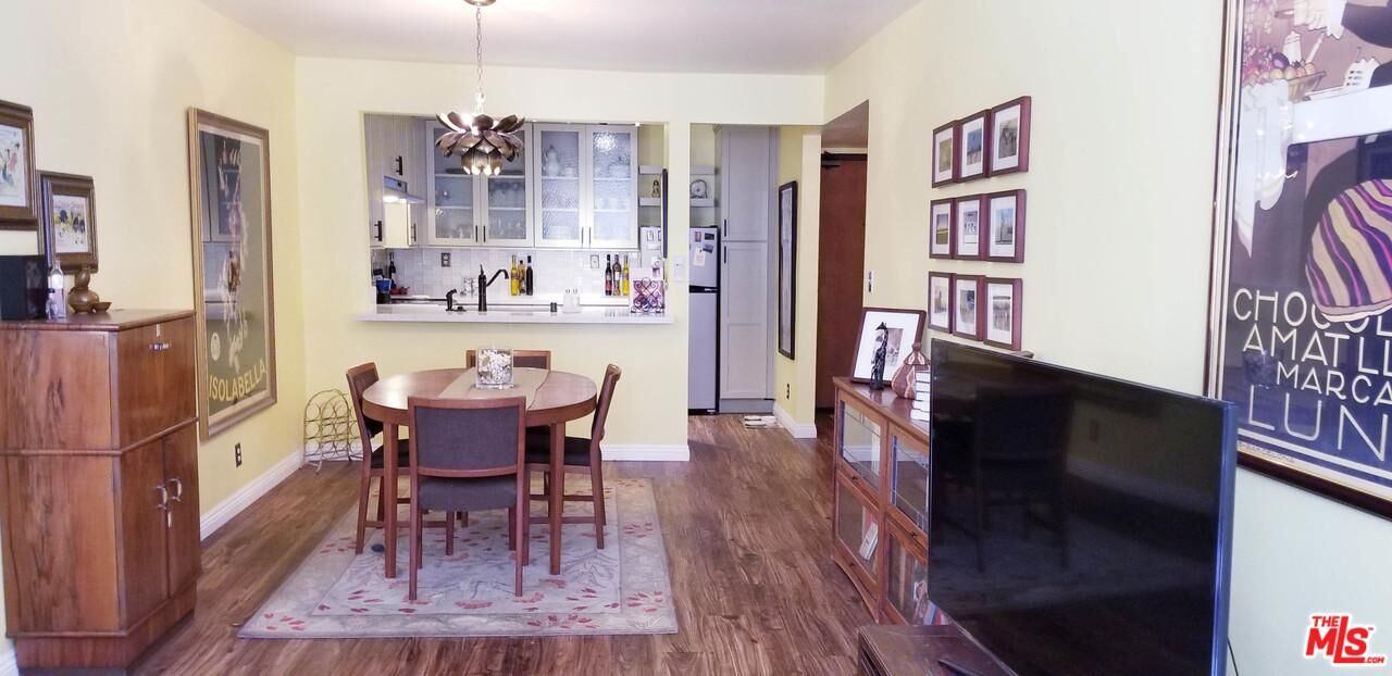 Property Photo: 435 S Virgil Ave 130 CA 90020