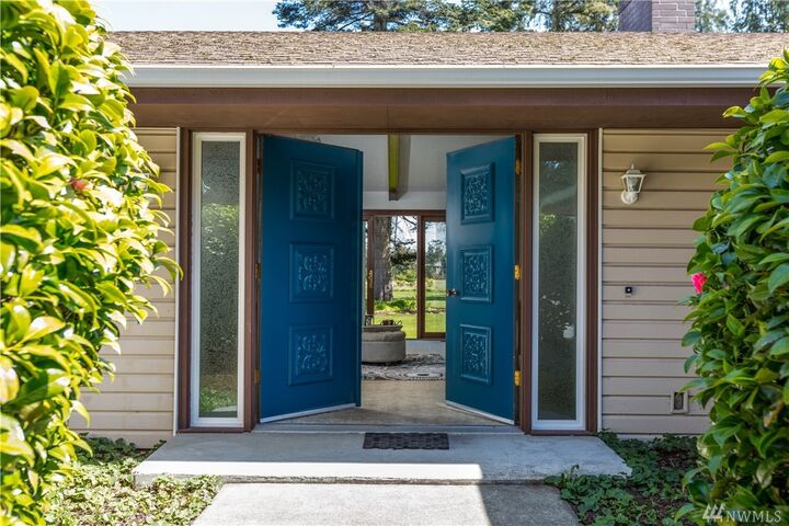 Property Photo: 2156 Fairway Lane WA 98277