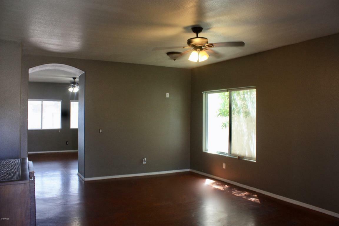 Property Photo:  117 N 116th Avenue  AZ 85323 