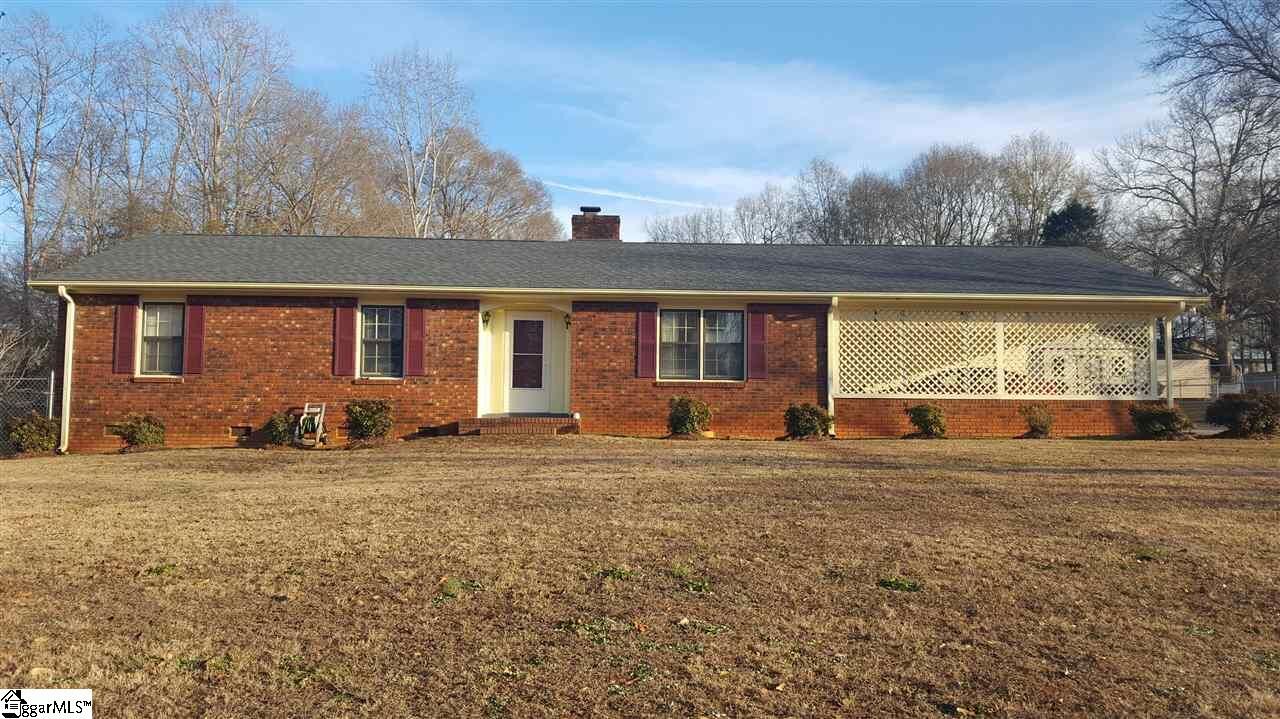 Property Photo: 212 Easler Drive SC 29307