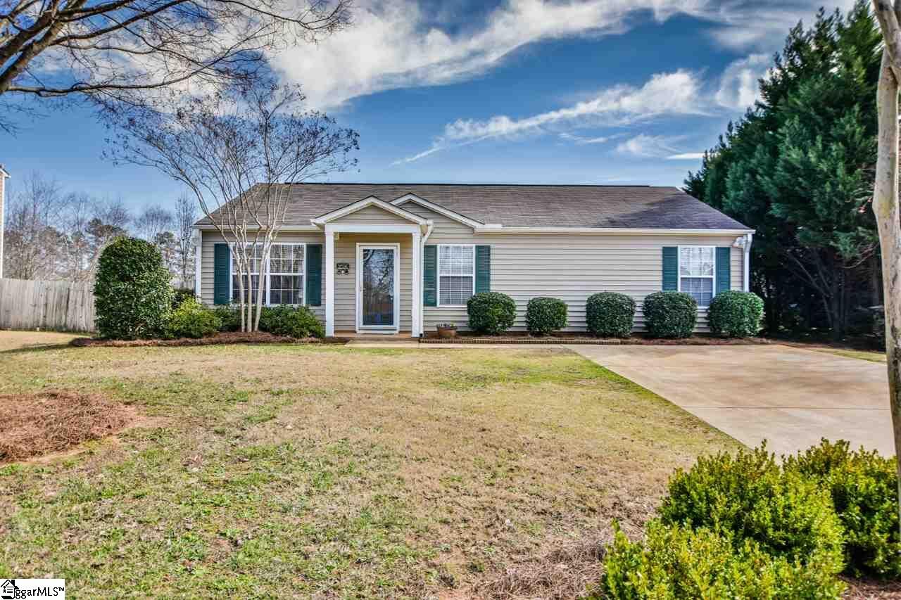 Property Photo:  5 Grotto Place  SC 29680 