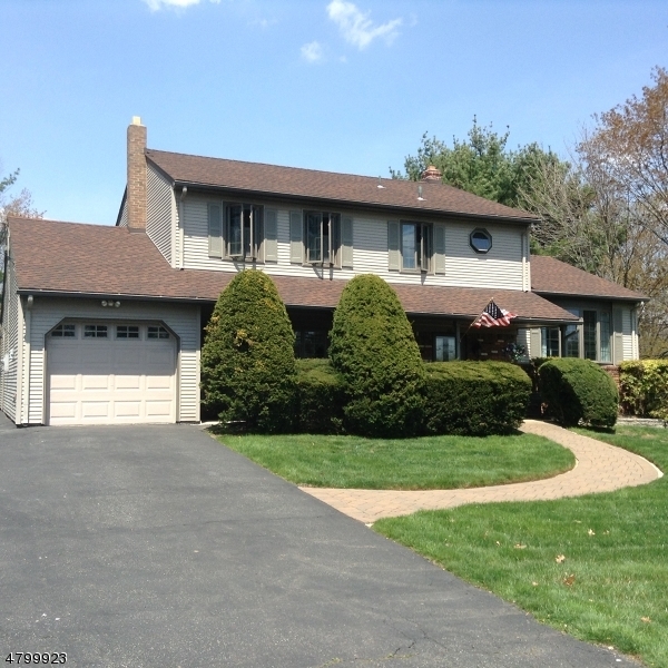 Property Photo:  66 Queens Rd  NJ 07866 