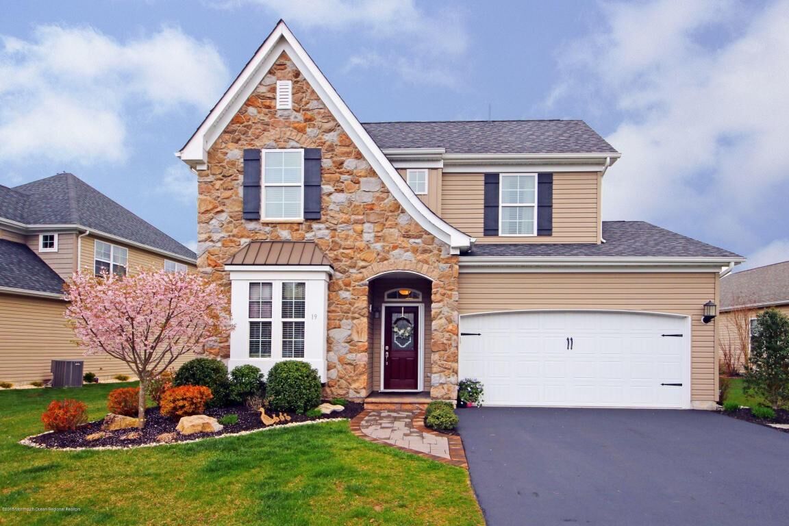 Property Photo:  19 E Raphael Lane  NJ 07727 