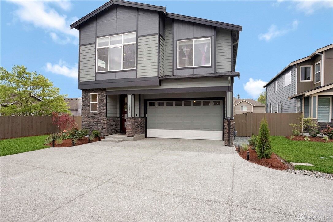 Property Photo: 13287 167th Ave SE WA 98290