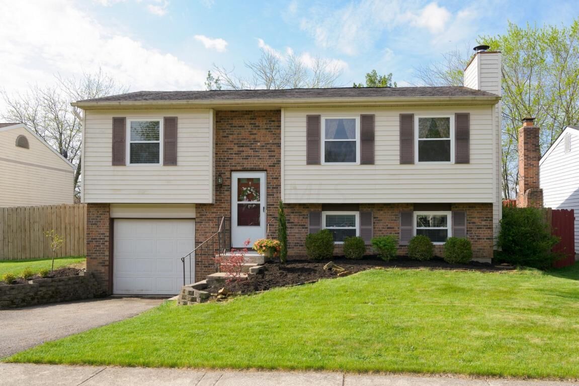 Property Photo:  3173 Strathburn Court  OH 43017 