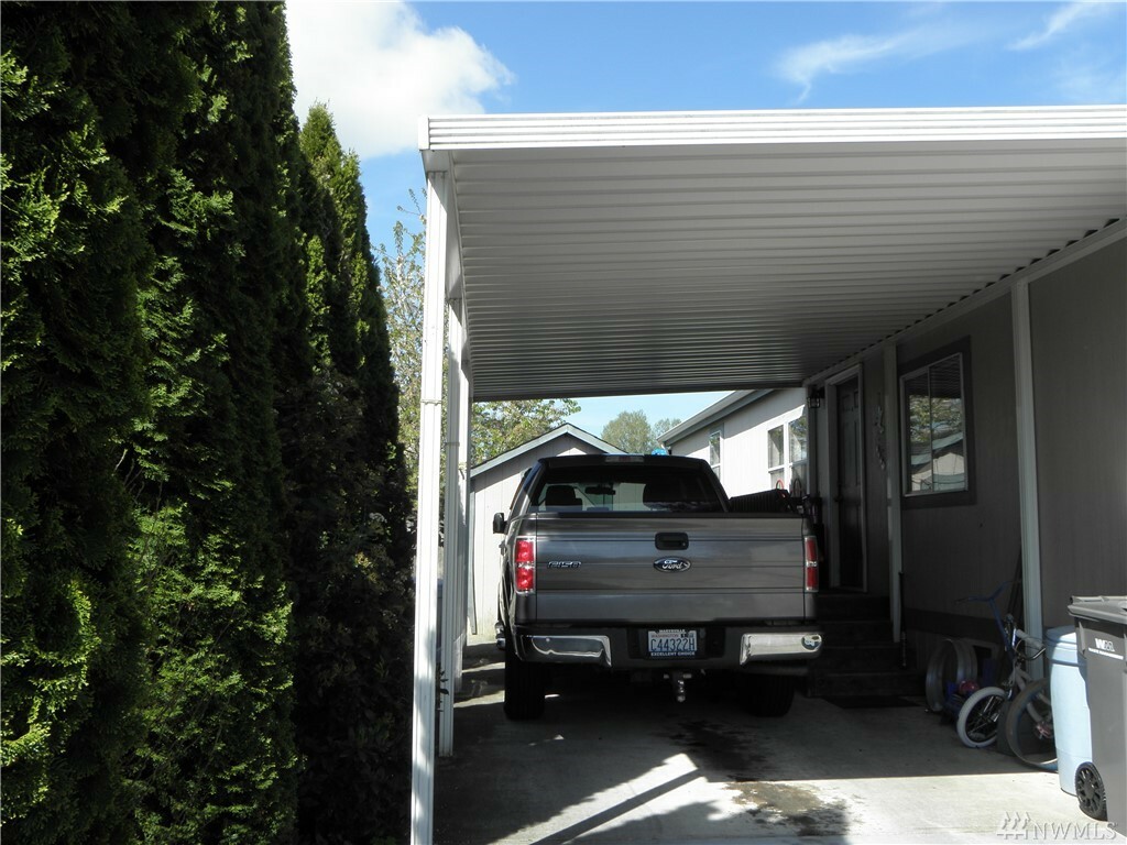 Property Photo: 5711 100th St NE 41 WA 98270