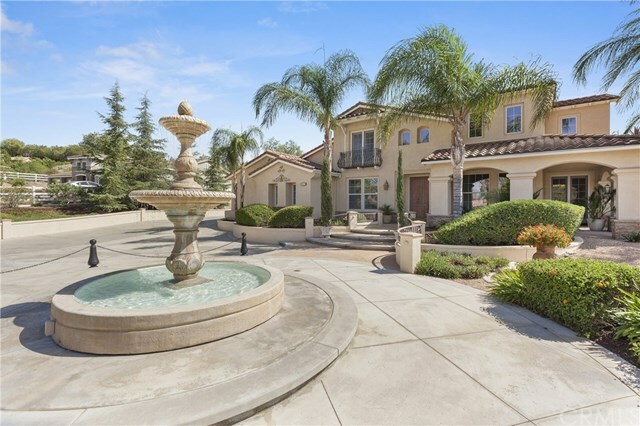 Property Photo:  18421 Hollowtree Lane  CA 92504 