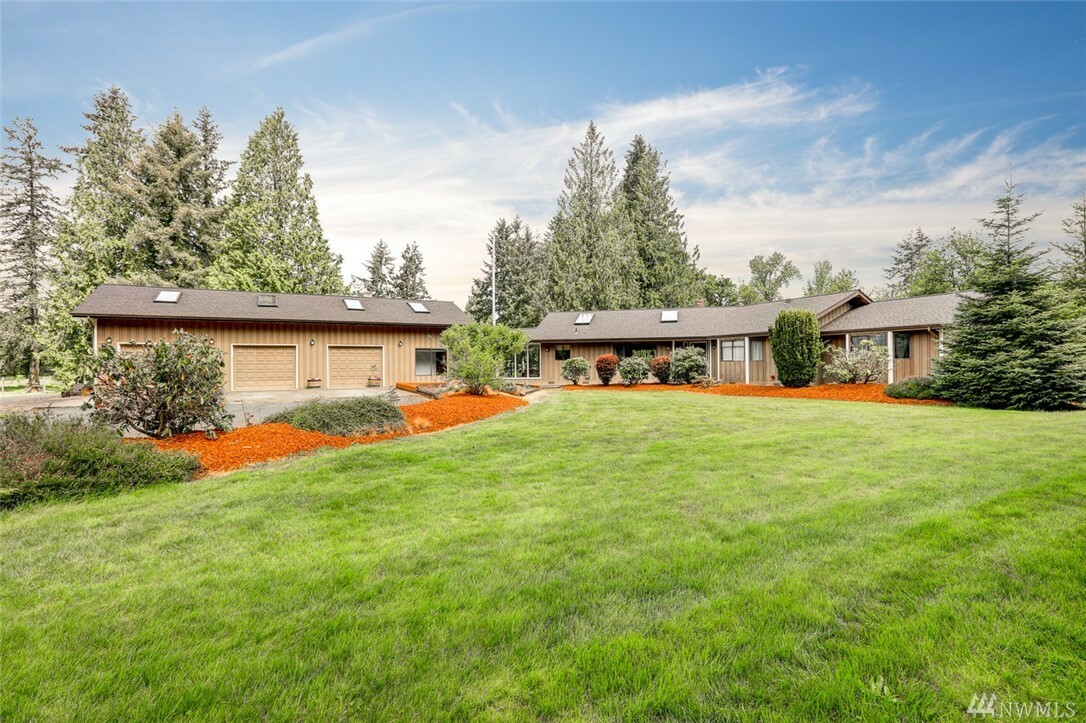 Property Photo:  325 Jordan Rd  WA 98596 