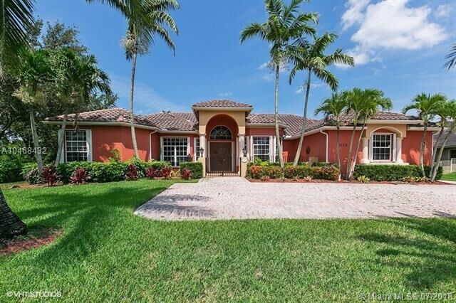 Property Photo: 2130 SW 119th Ter FL 33325