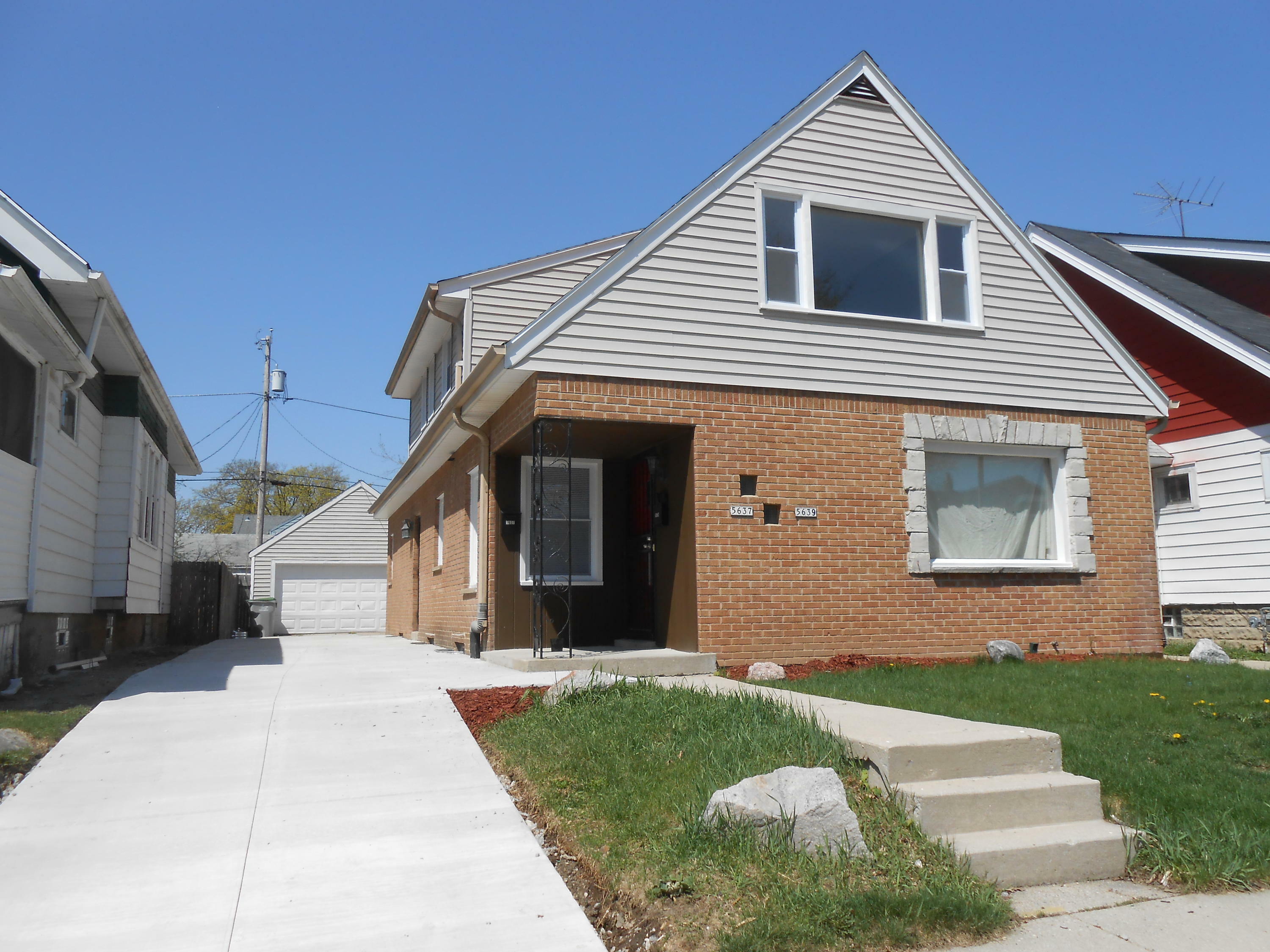 Property Photo:  5637 N 39th St  WI 53209 