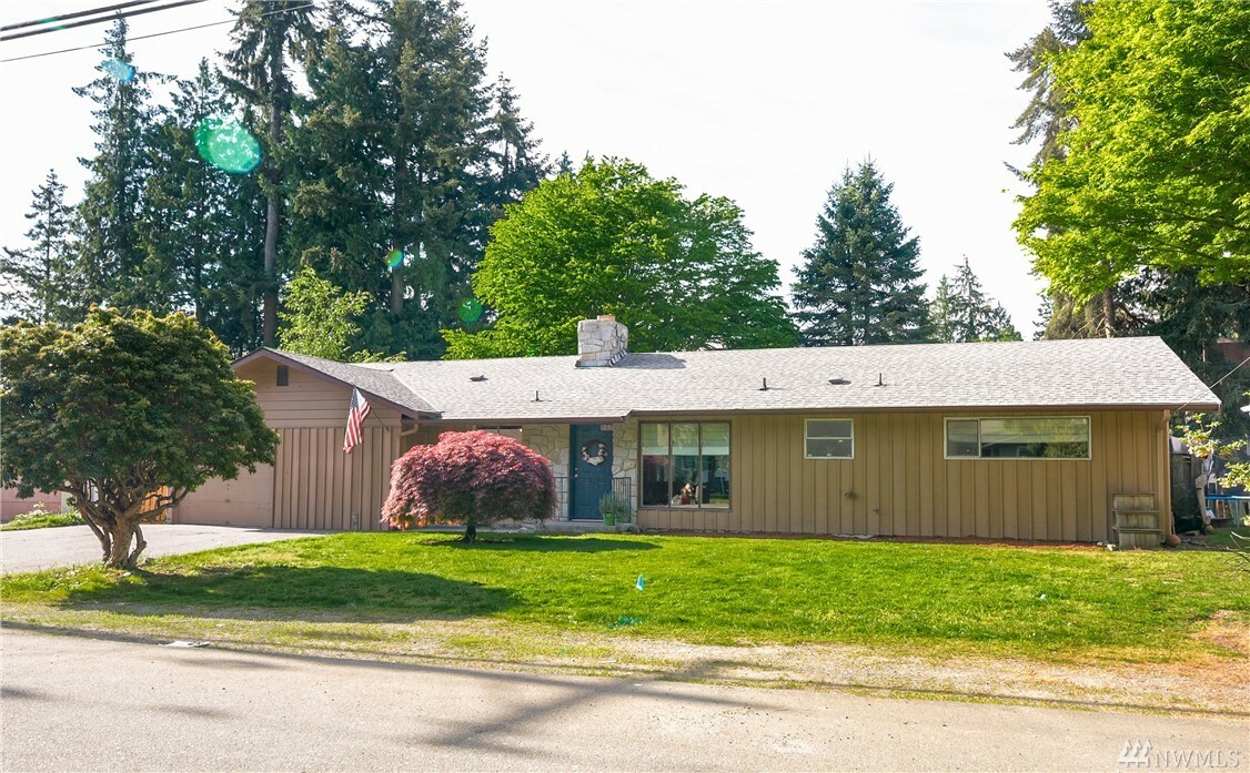Property Photo: 2520 73rd St SE WA 98203