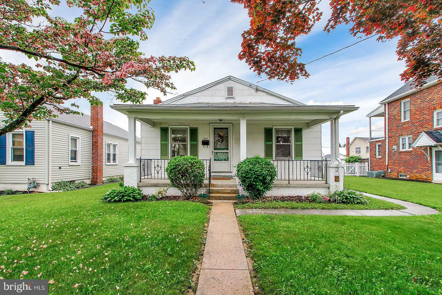 Property Photo:  415 South Street  PA 17344 