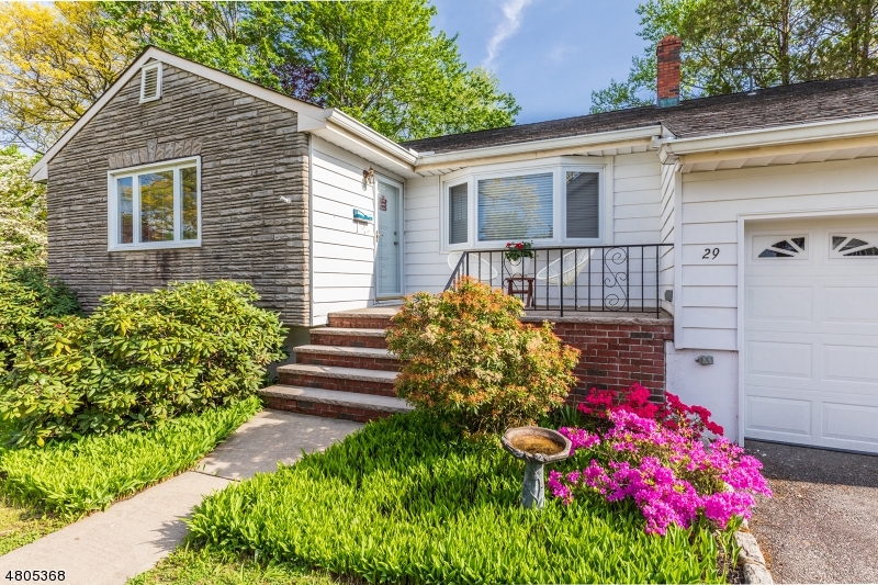 Property Photo:  29 Burnside Pl  NJ 07470 