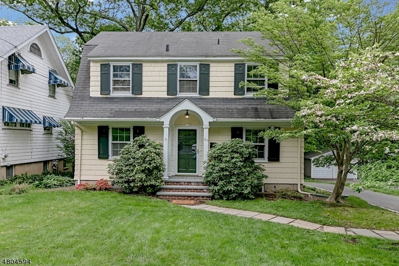 Property Photo:  36 Maplewood Ave  NJ 07040 