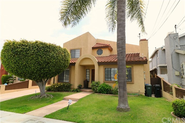 Property Photo: 1708 Clark Lane A CA 90278