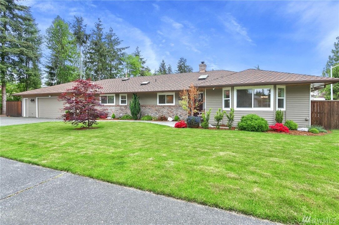 Property Photo:  4229 122nd Place SE  WA 98208 