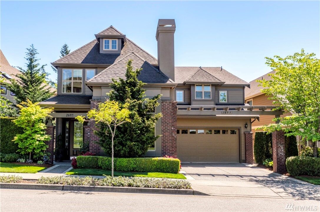 Property Photo:  2697 NE Davis Lp  WA 98029 