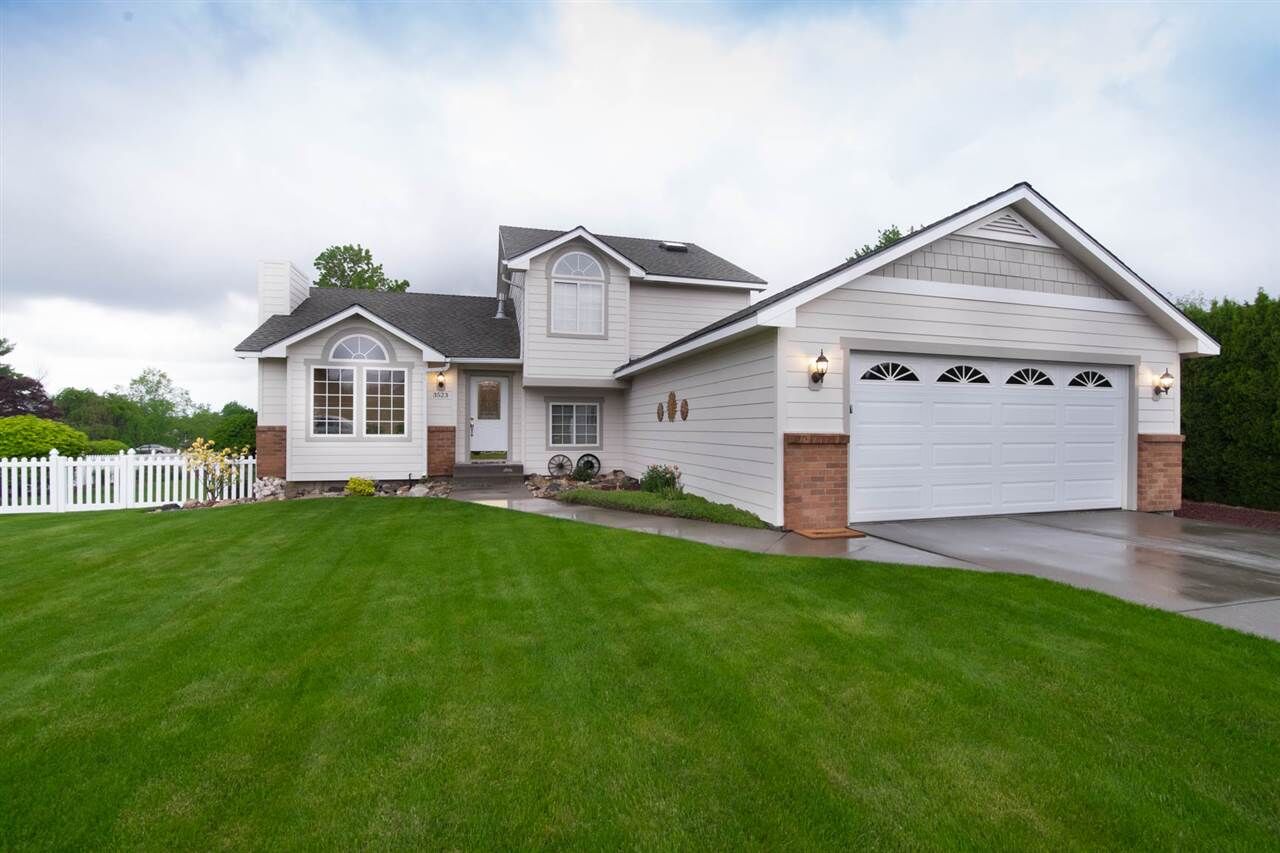 Property Photo: 3523 E Tara Dr WA 99223