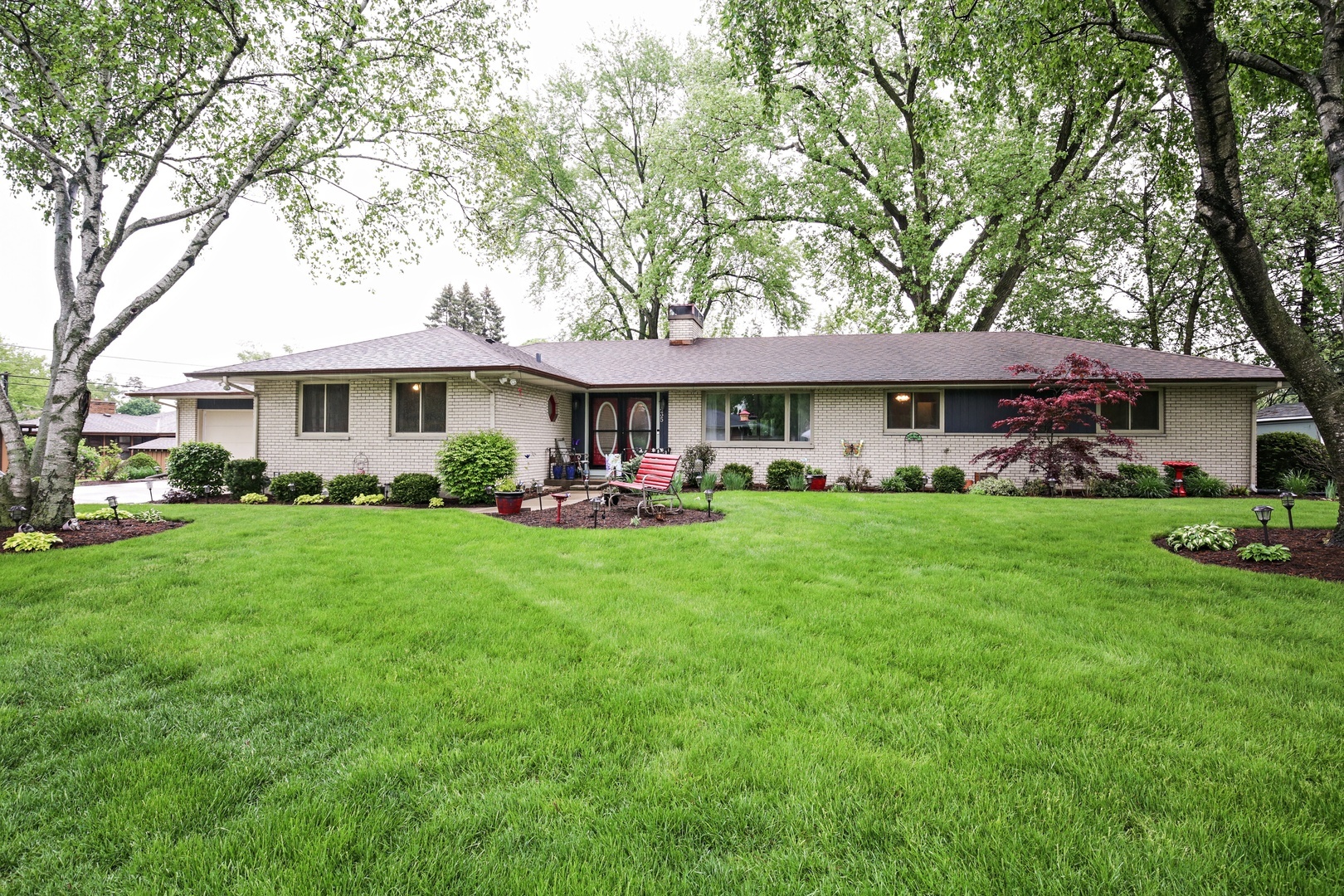 Property Photo:  435 Alfred Avenue  IL 60123 