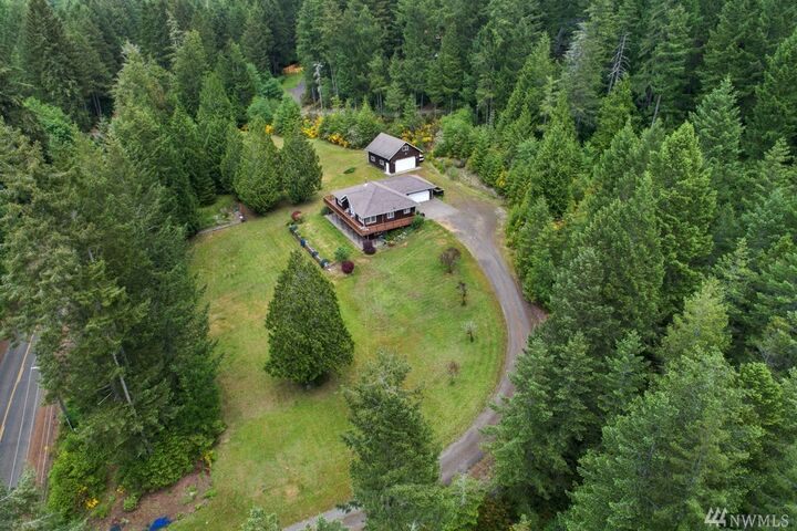 Property Photo:  10011 Cramer Rd Kpn  WA 98329 