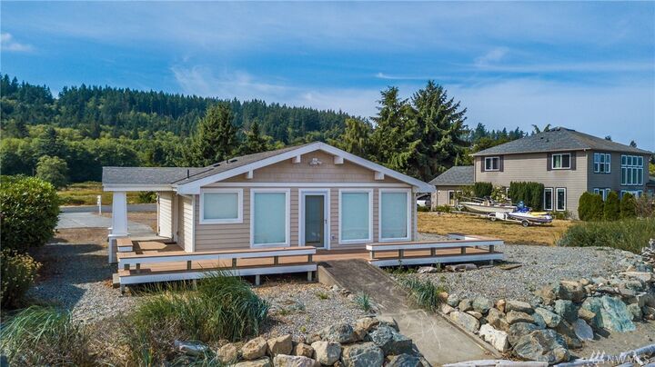 Property Photo: 793 Shorecrest Dr WA 98277