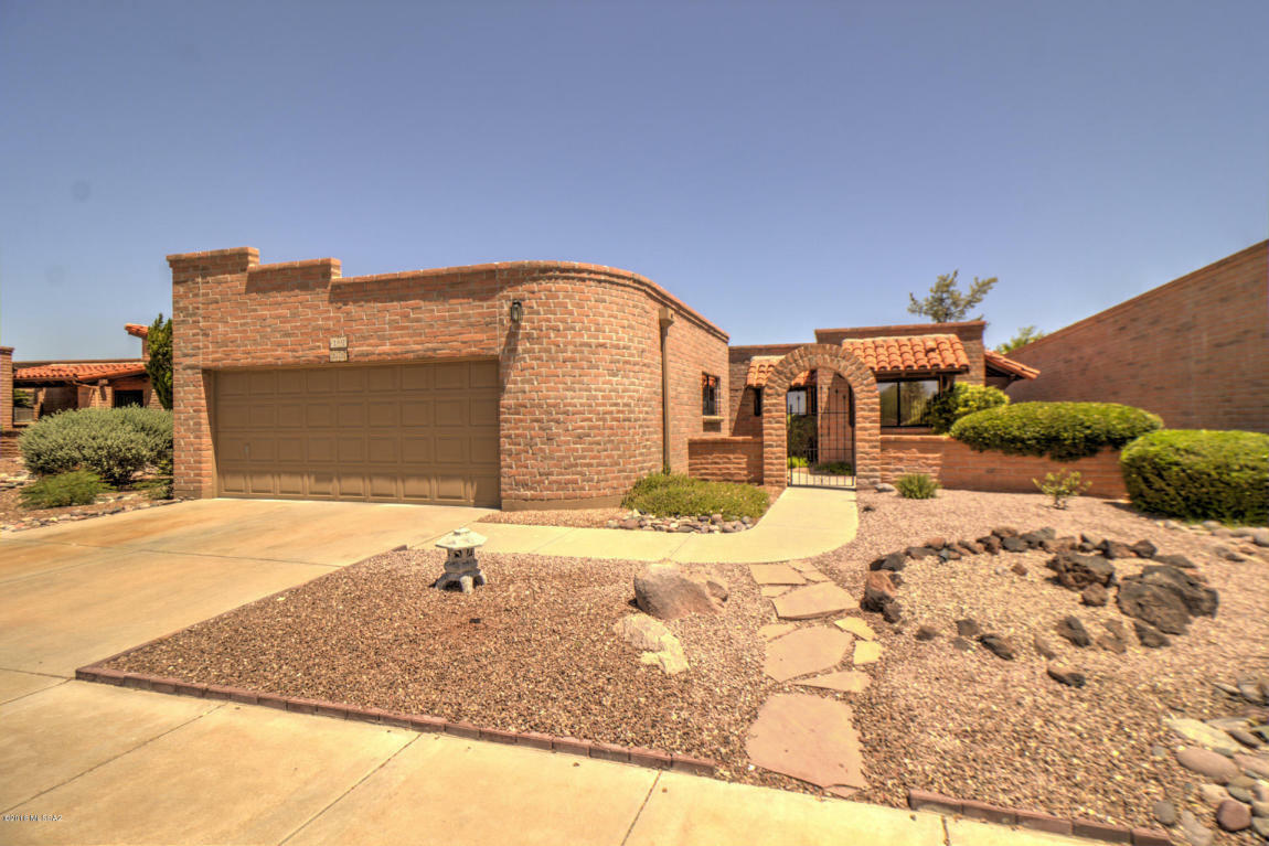 Property Photo:  960 W Desert Hills Drive  AZ 85622 