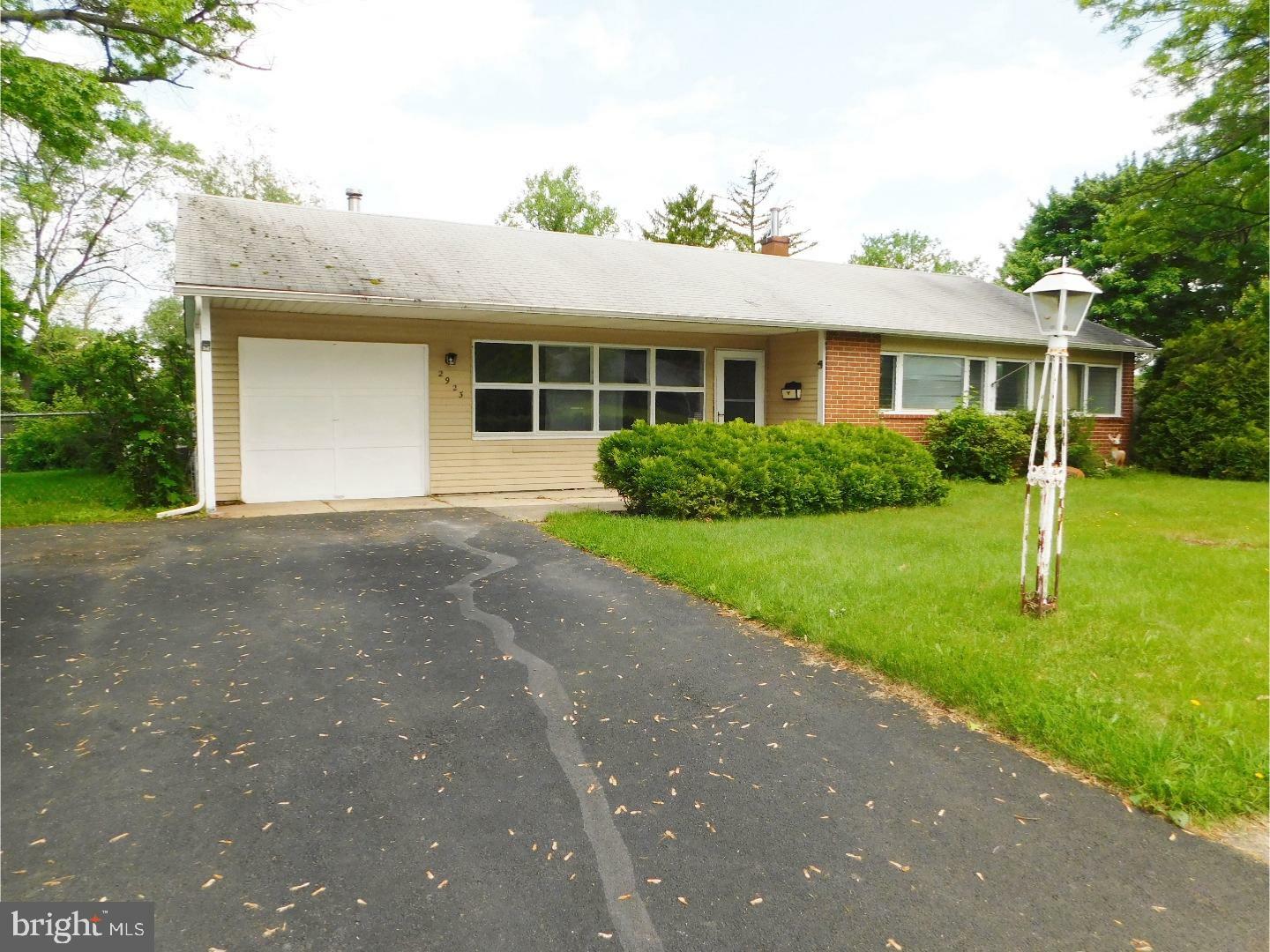 Property Photo: 2923 Penn Square Road PA 19401