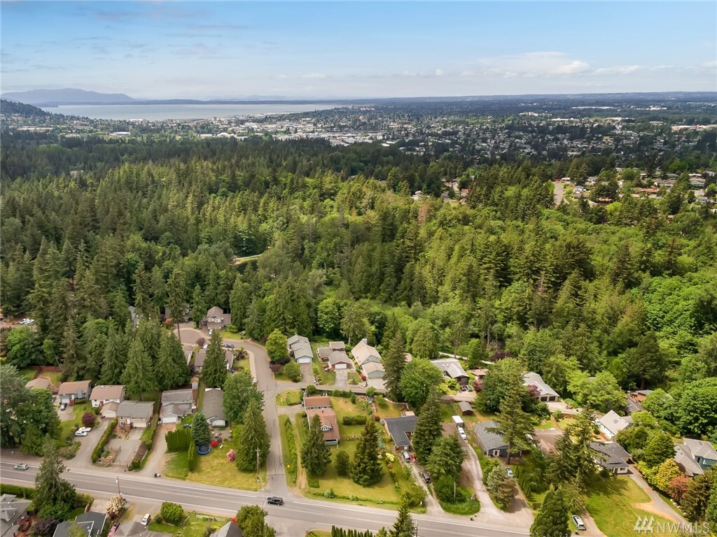 Property Photo:  1808 Silver Beach Rd  WA 98229 