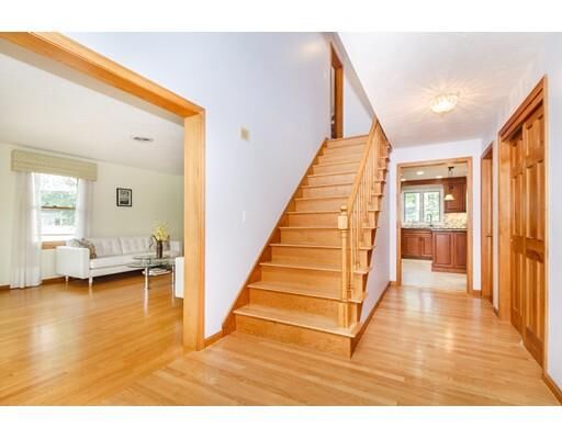 Property Photo:  6 Frost Cir  MA 02482 