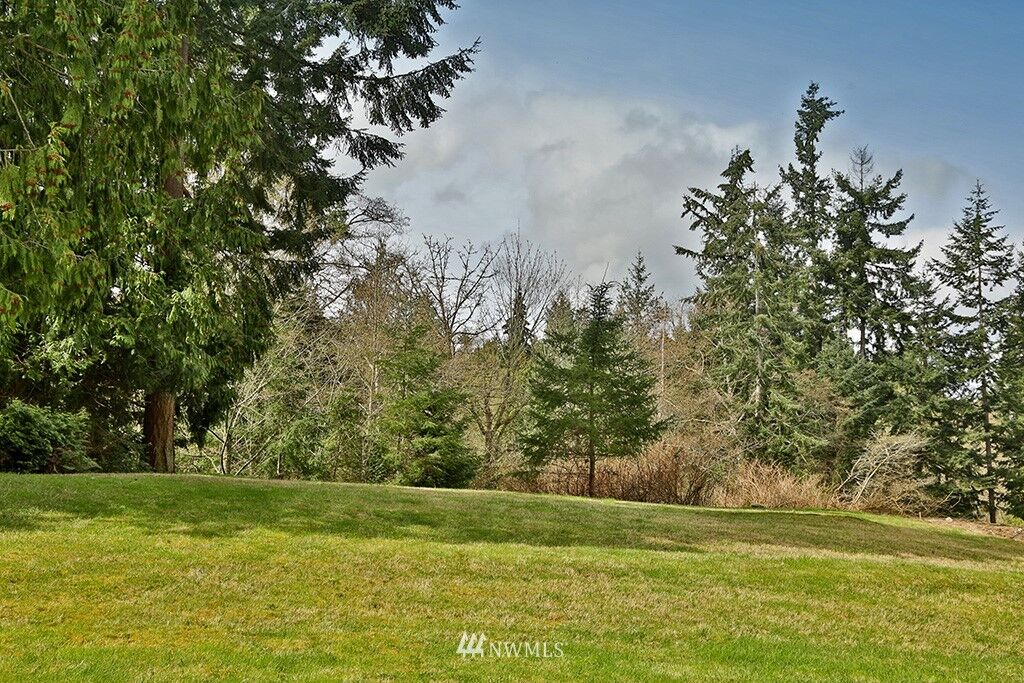 Property Photo:  959 Woodside Lane  WA 98260 