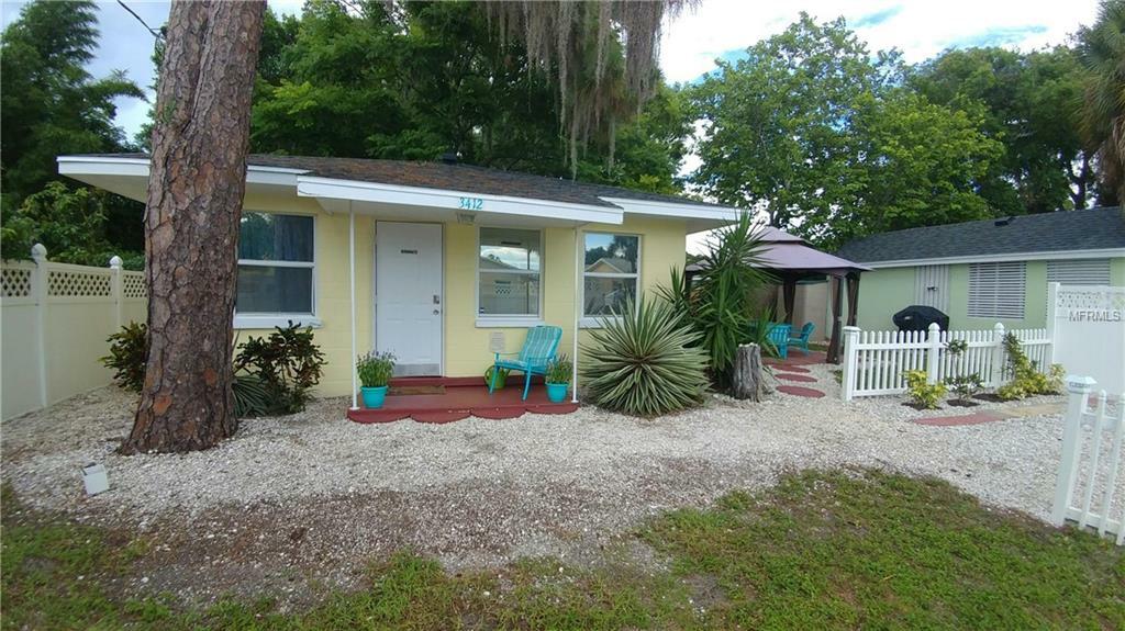 Property Photo: 1067 Putnam Drive FL 34234