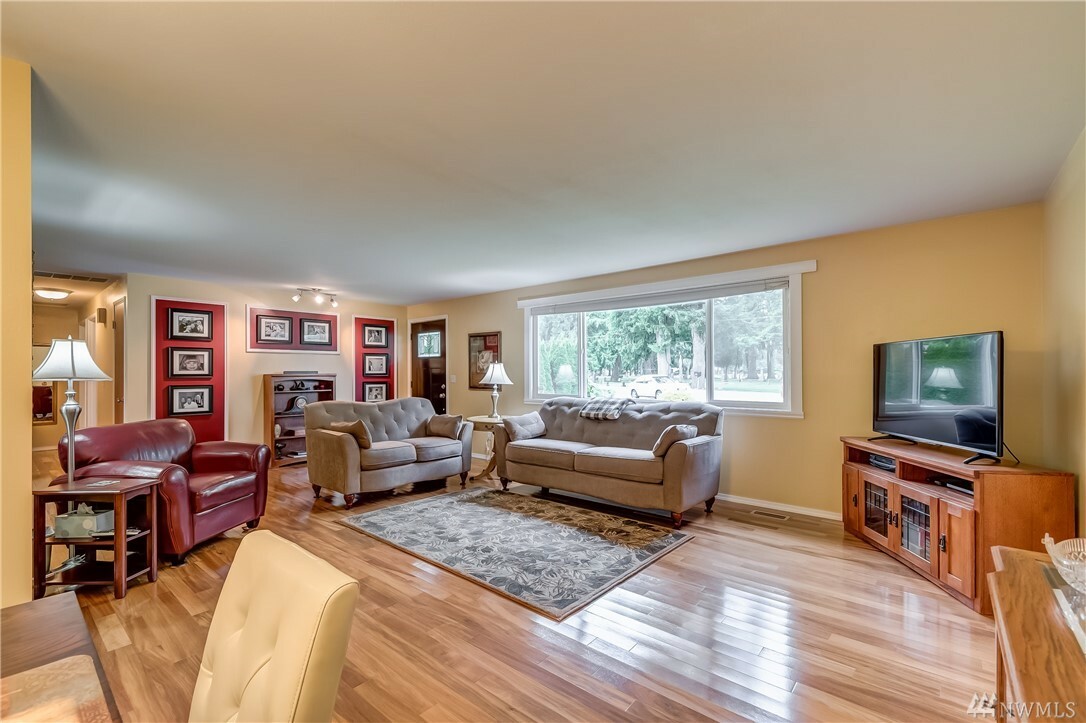 Property Photo: 24542 Wicker WA 98284